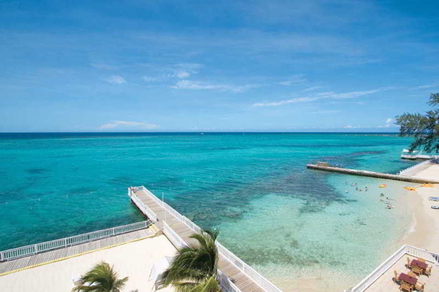 Grand-Decameron-Montego-Bay--A-Trademark-All-Inclusive-Beach-67