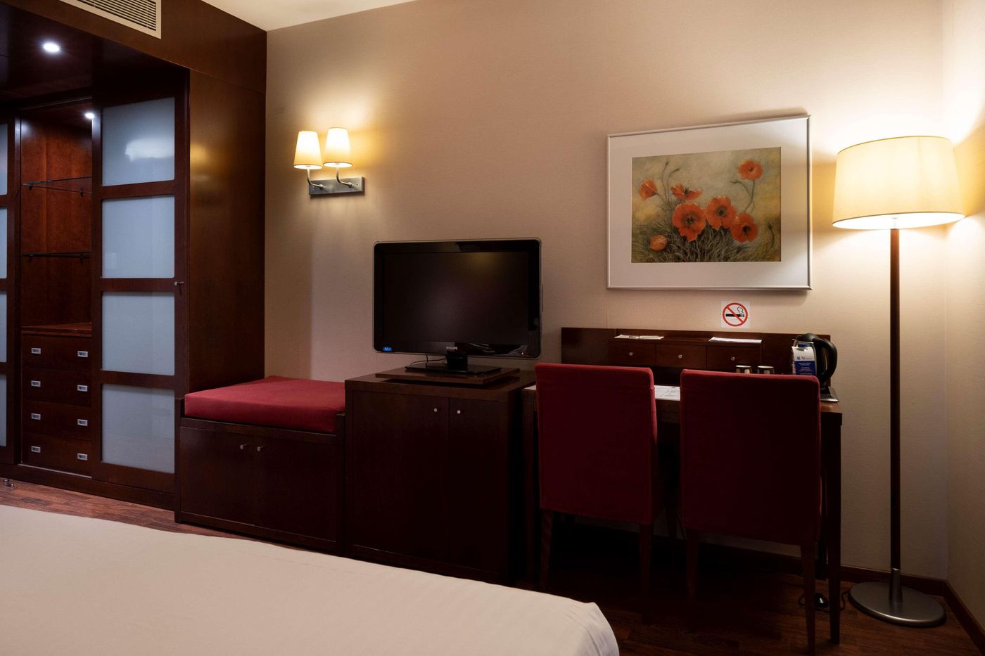 Best Western Hotel Mediterraneo-Spain-Barcelona-Room-9