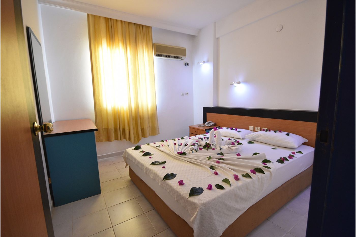 Golden-Orange-Apart-Hotel-Room-20