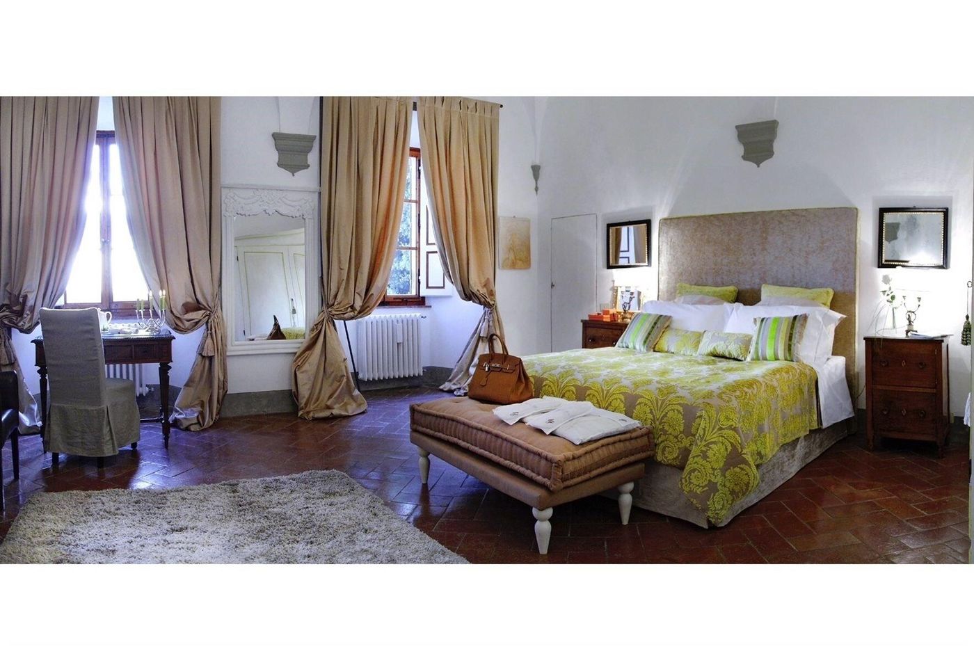 Villa-Vistarenni-Room-32