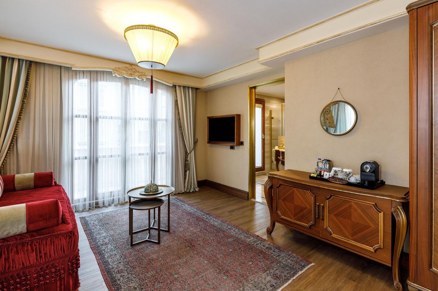 Romance-Istanbul-Hotel-Room-35