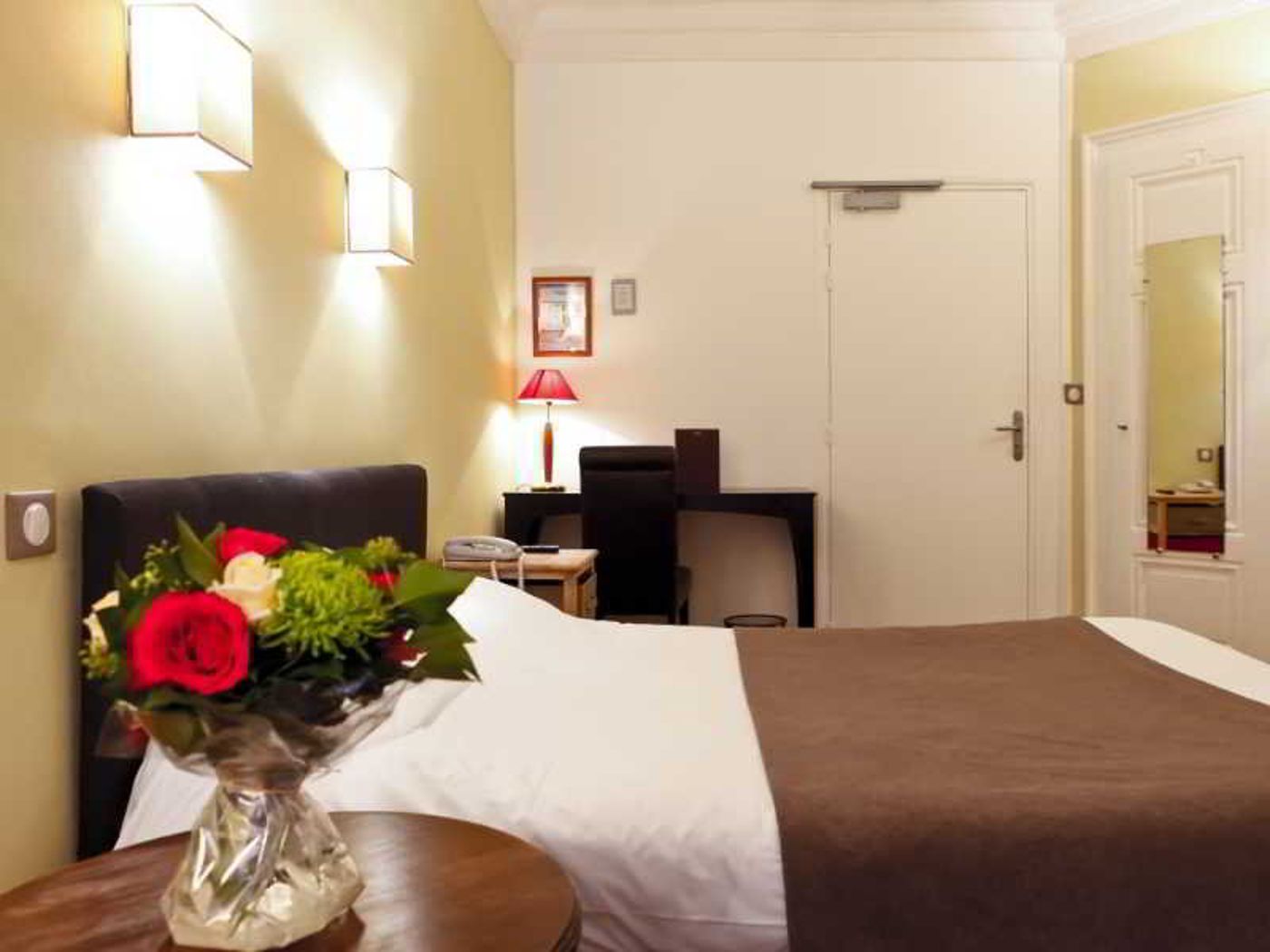 Hotel Du Dauphin - France - LYON - General view - 5