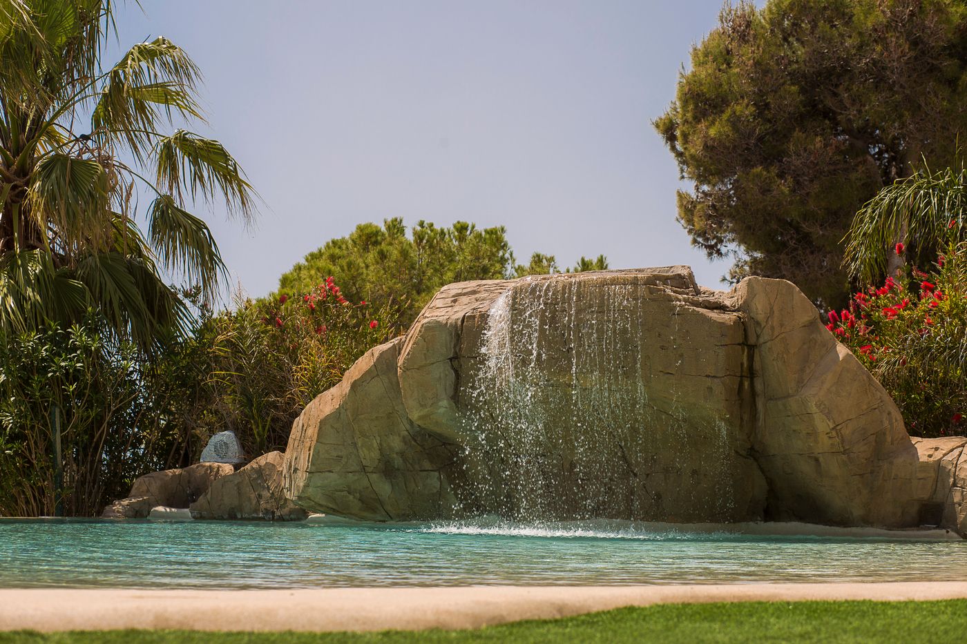 Gran-Hotel-Las-Fuentes-Pool-13