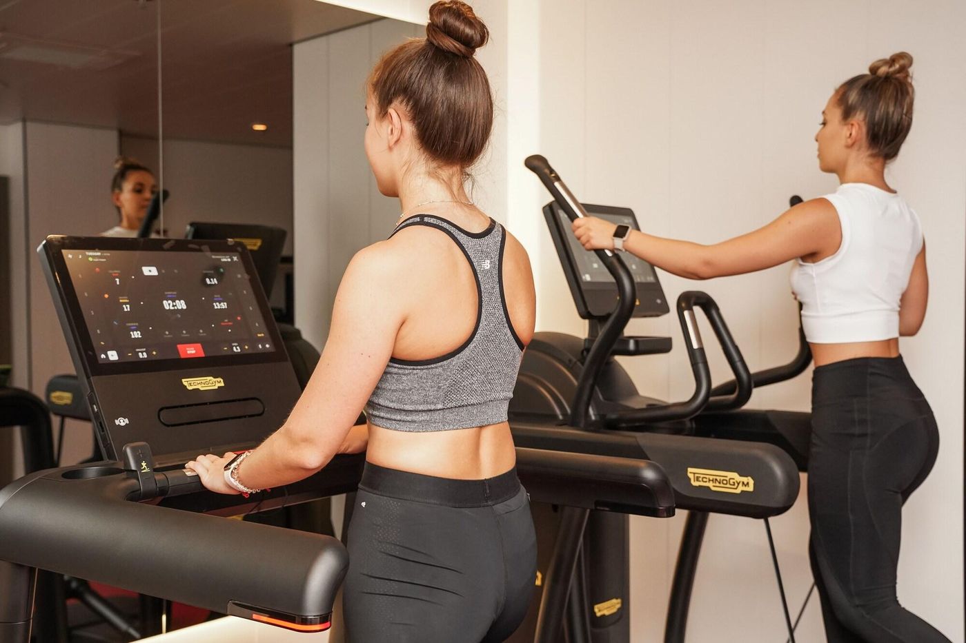 Hotel-Medistone-Sports-and-Entertainment-51