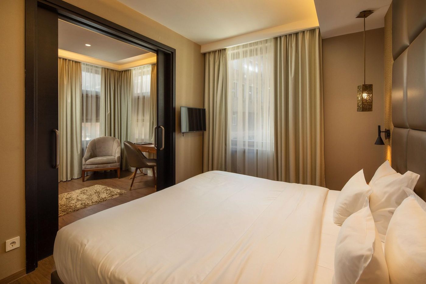 Continental-Hotel-Budapest-Room-27