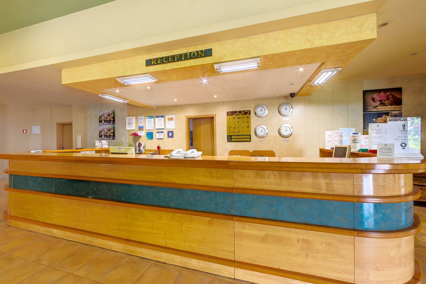 DAS-Club-Hotel-Sunny-Beach-Lobby-40