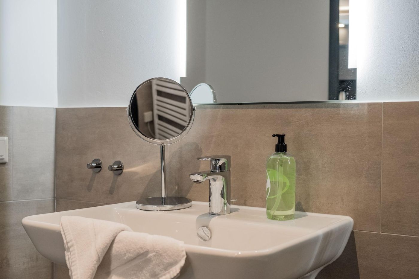 Nena-Apartments-Kreuzberg-61-Room-52