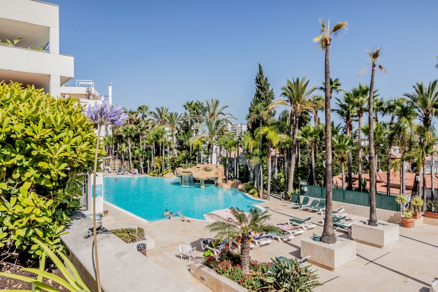 Guadalpin-Suit-Room-6