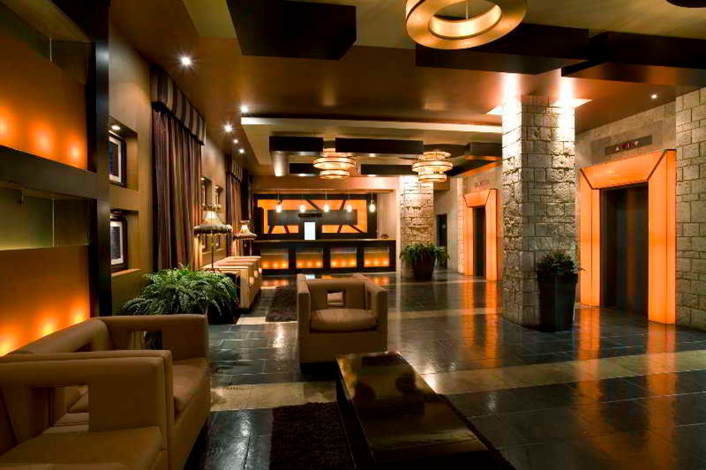 Sandman-Suites-Davie-Lobby-8