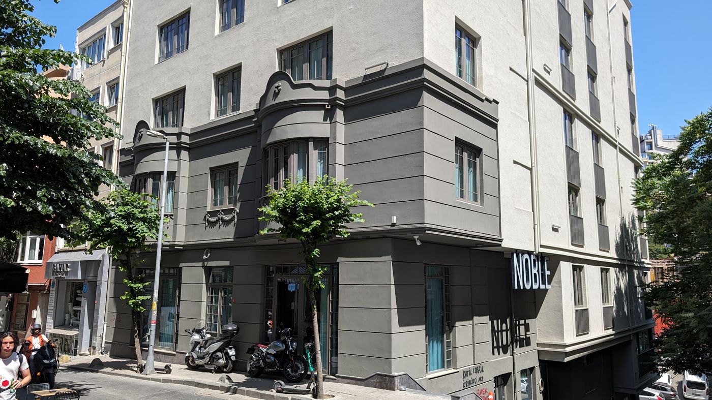 Noble-Pangalti-General-view-8