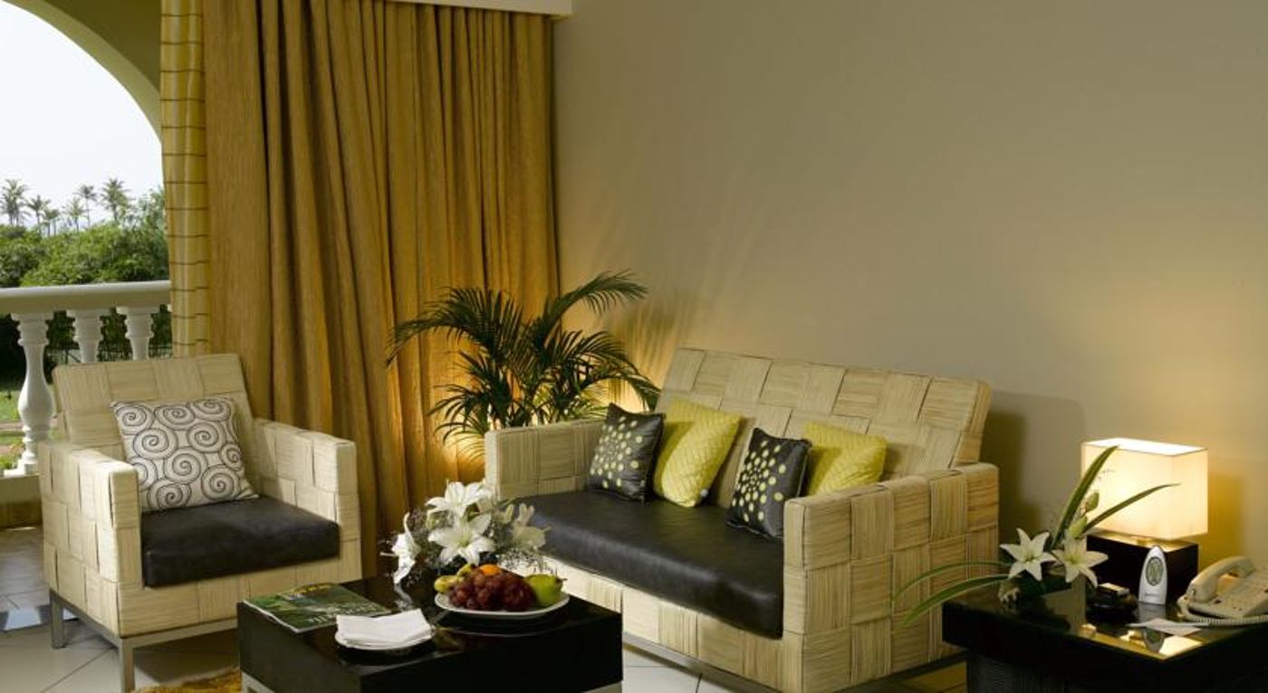 Zuri White Sands Resort