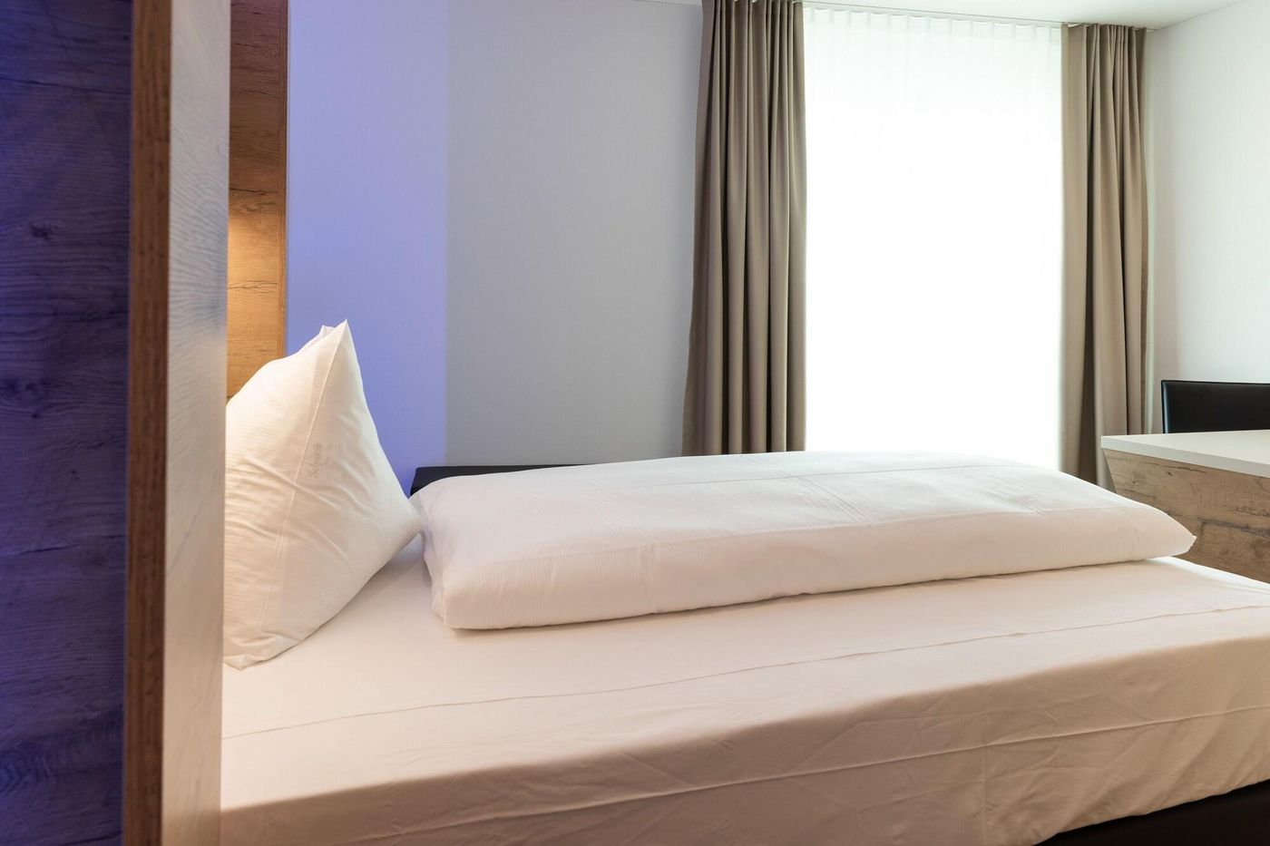 Jet Hotel Zurich Airport-Switzerland-RUEMLANG-Room-6