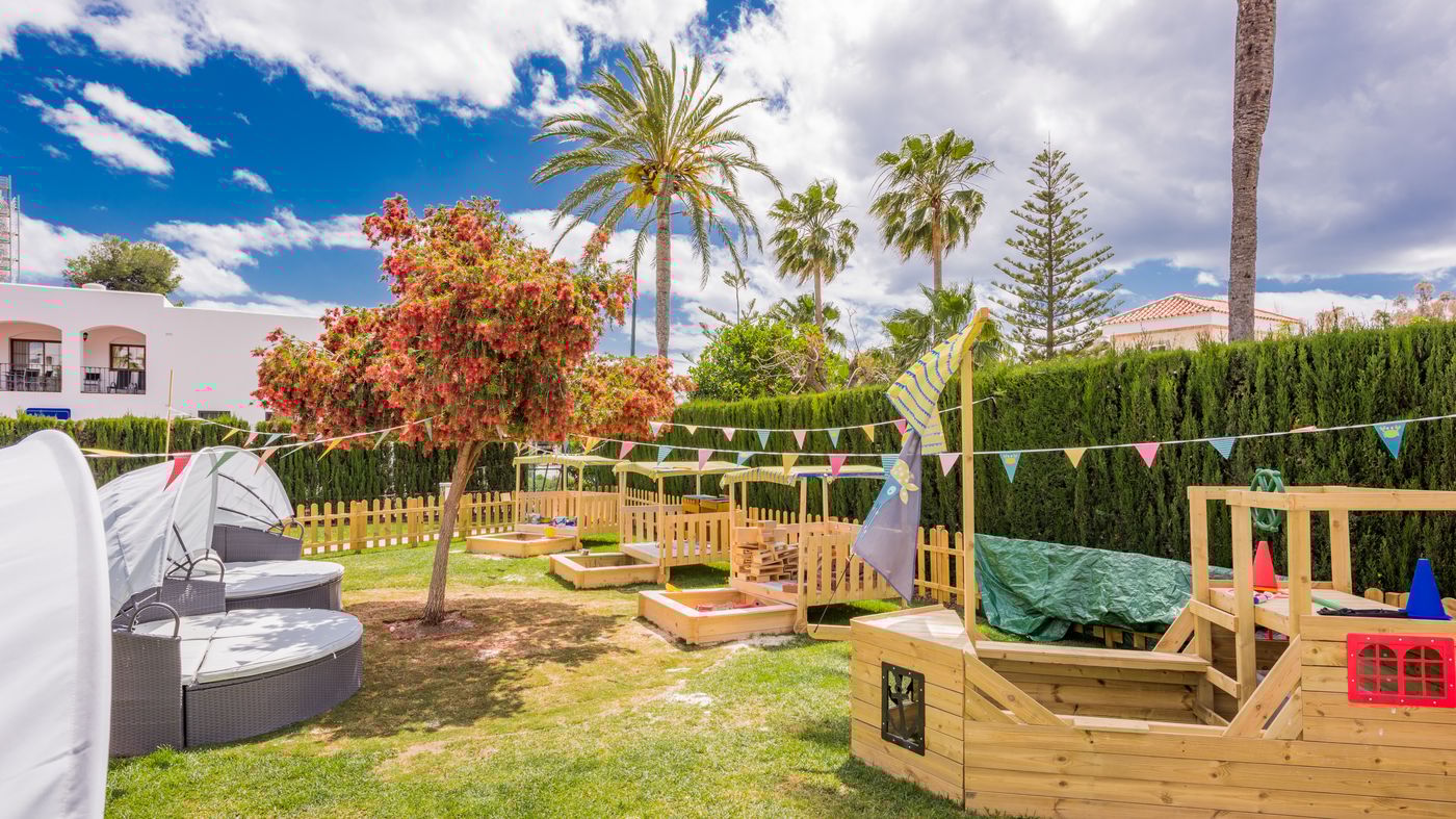 Macdonald-Villacana-Club-Sports-and-Entertainment-46