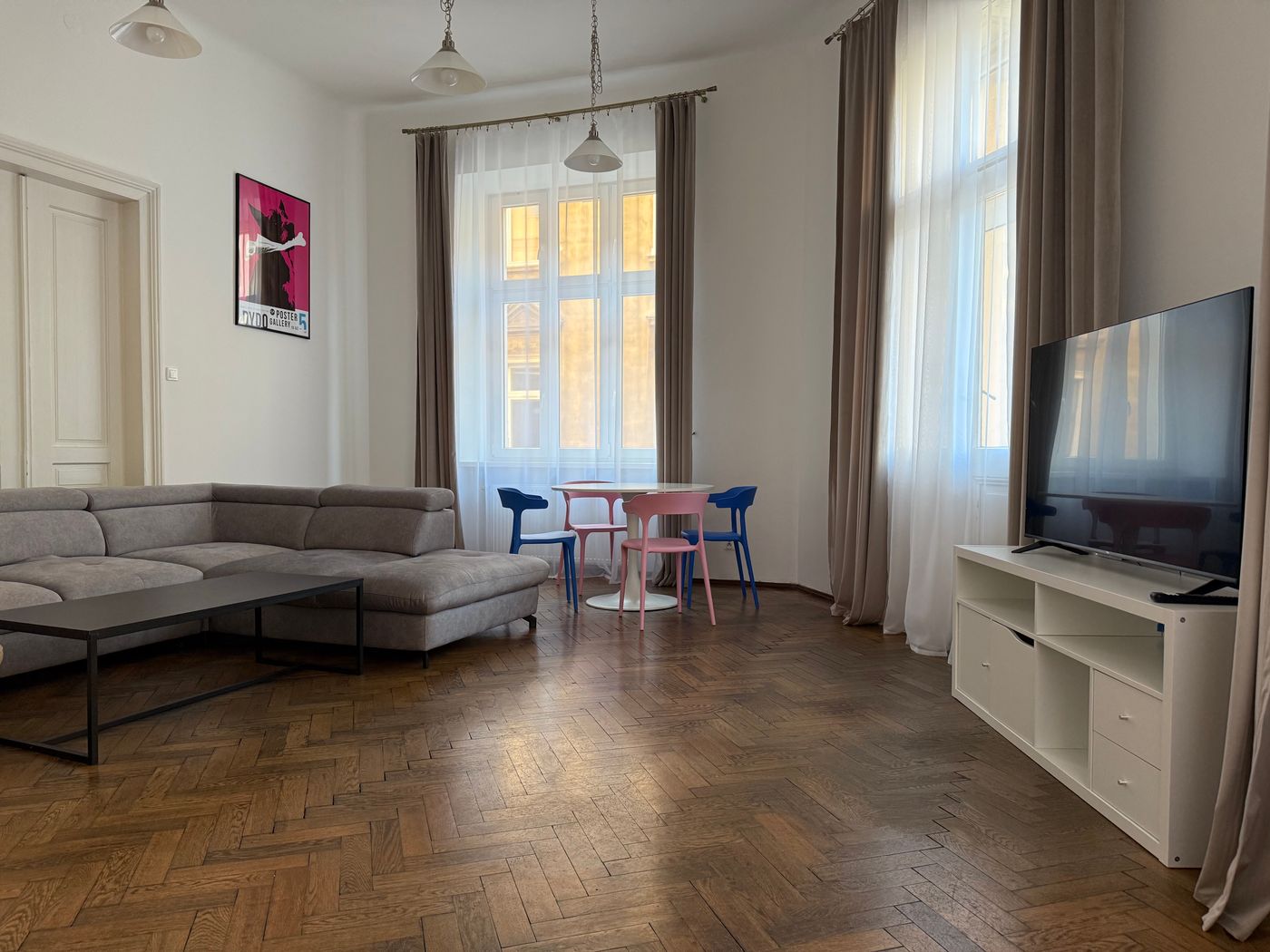 Corner-House-Residence-Room-16