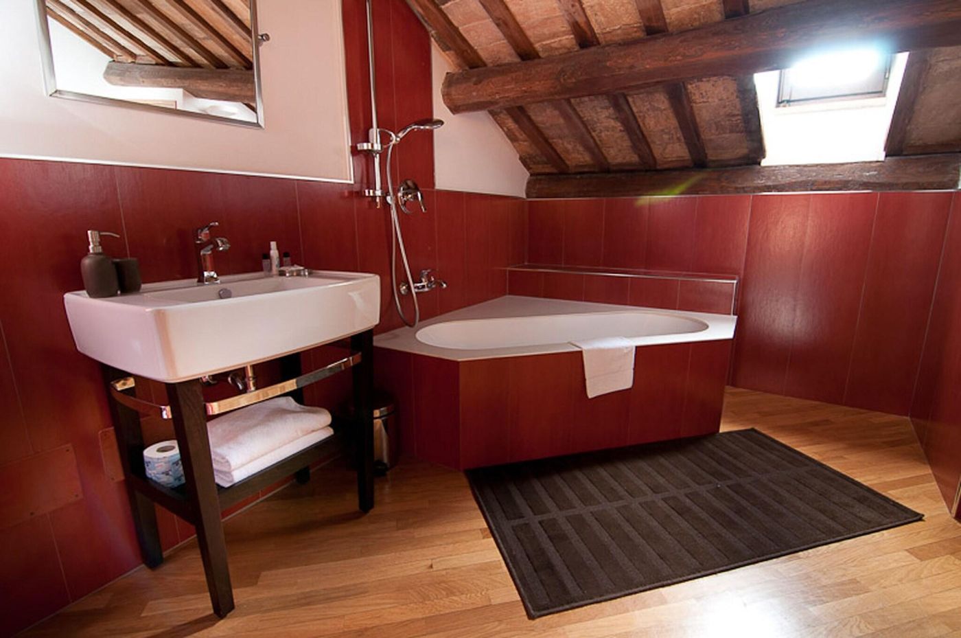 St-Peter-Six-Guest-House-Room-26