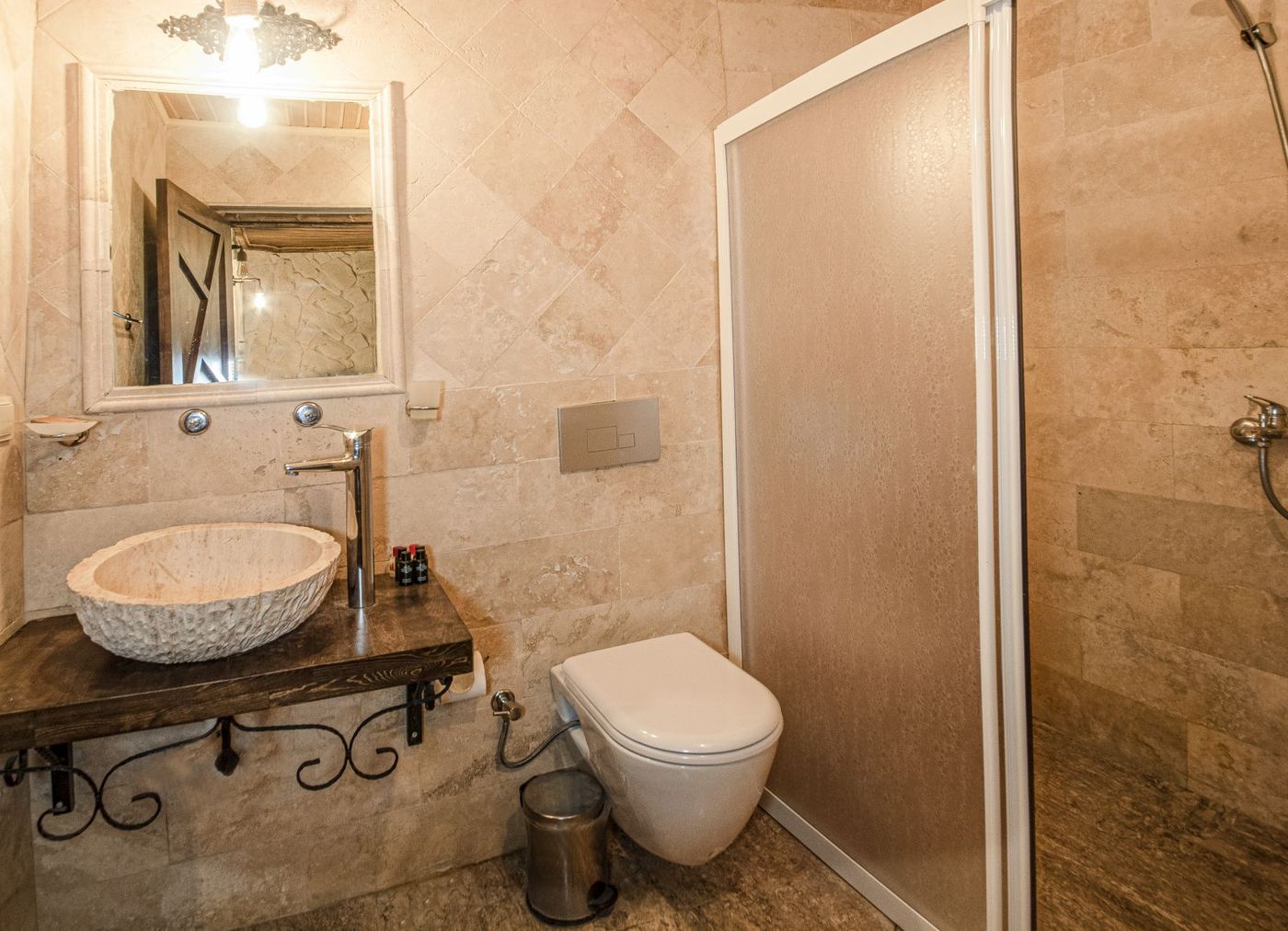 Taksim Istiklal Suites-Turkey-Istanbul-Room-10