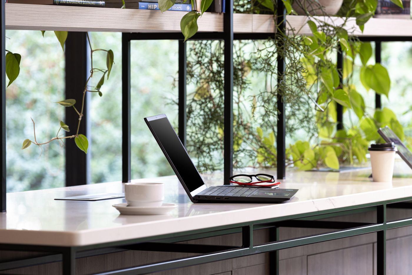 Crowne-Plaza-Milan-Linate-Bar-31