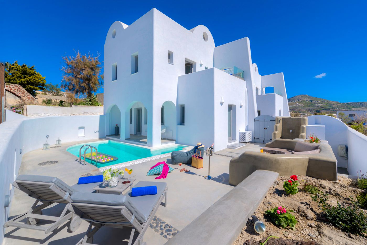 White-Harmony-Suites-Room-4