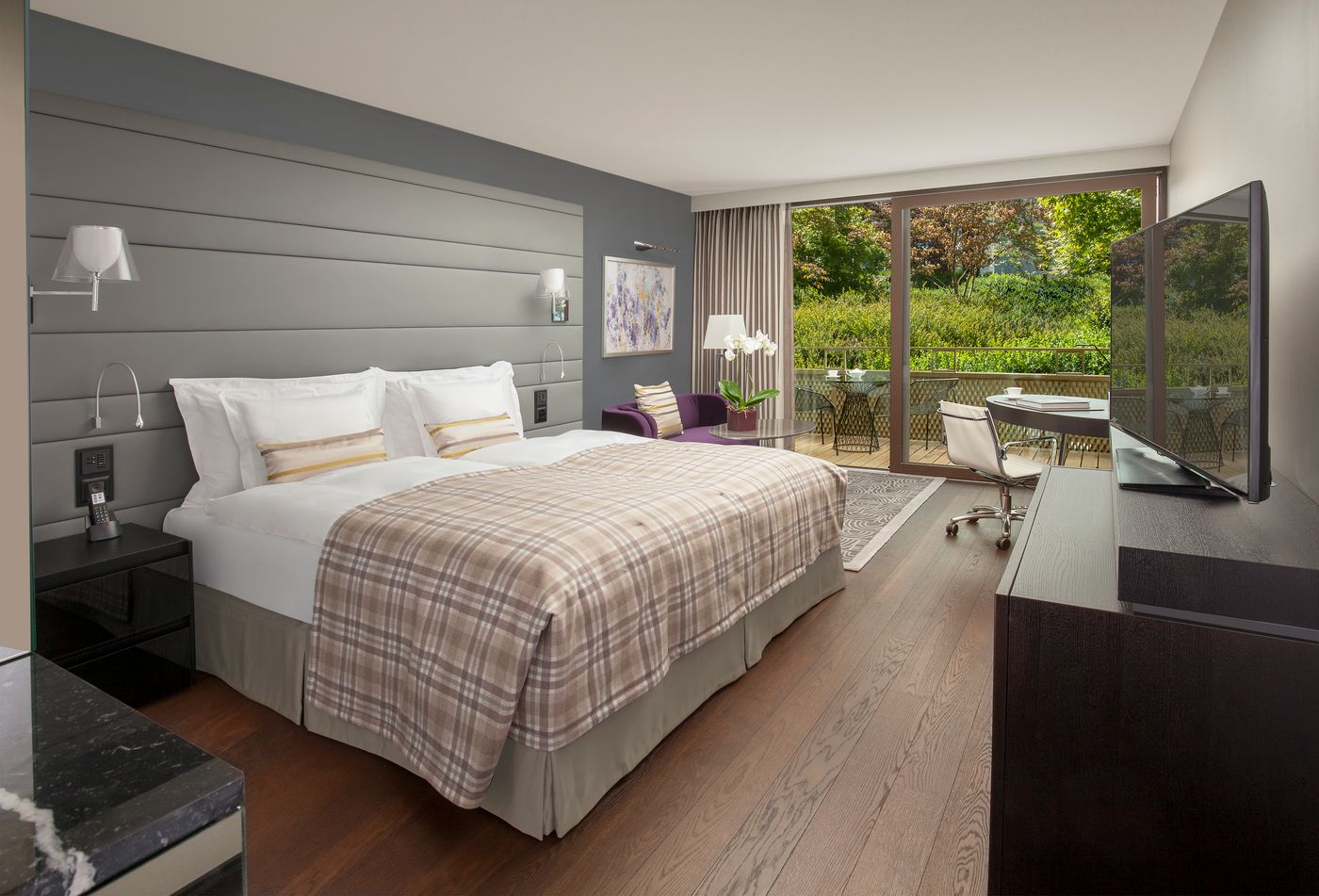 Royal Savoy Hotel & Spa-Switzerland-LAUSANNE-Room-7