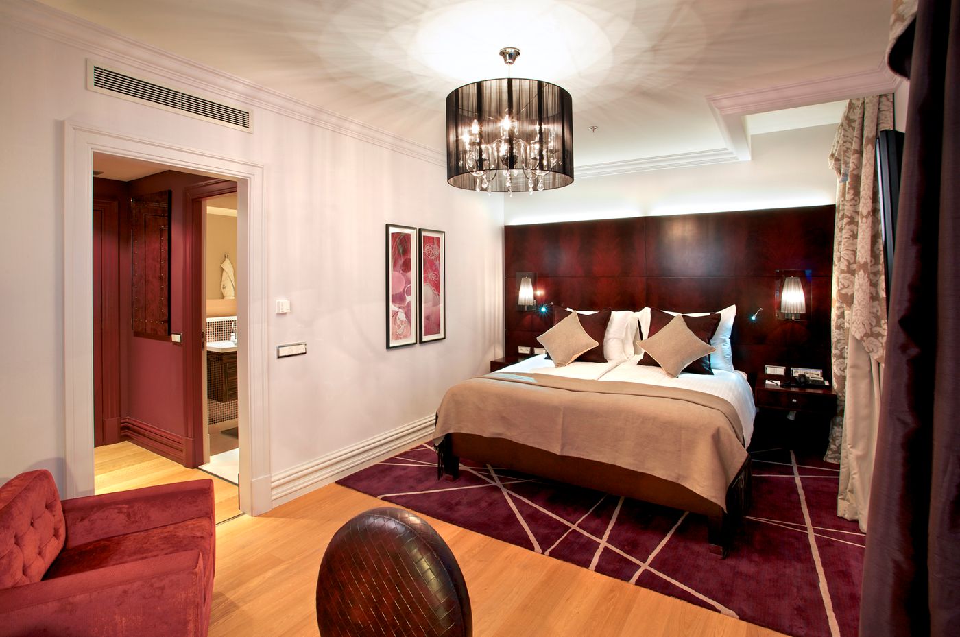 The-Grand-Mark-Prague-Room-18