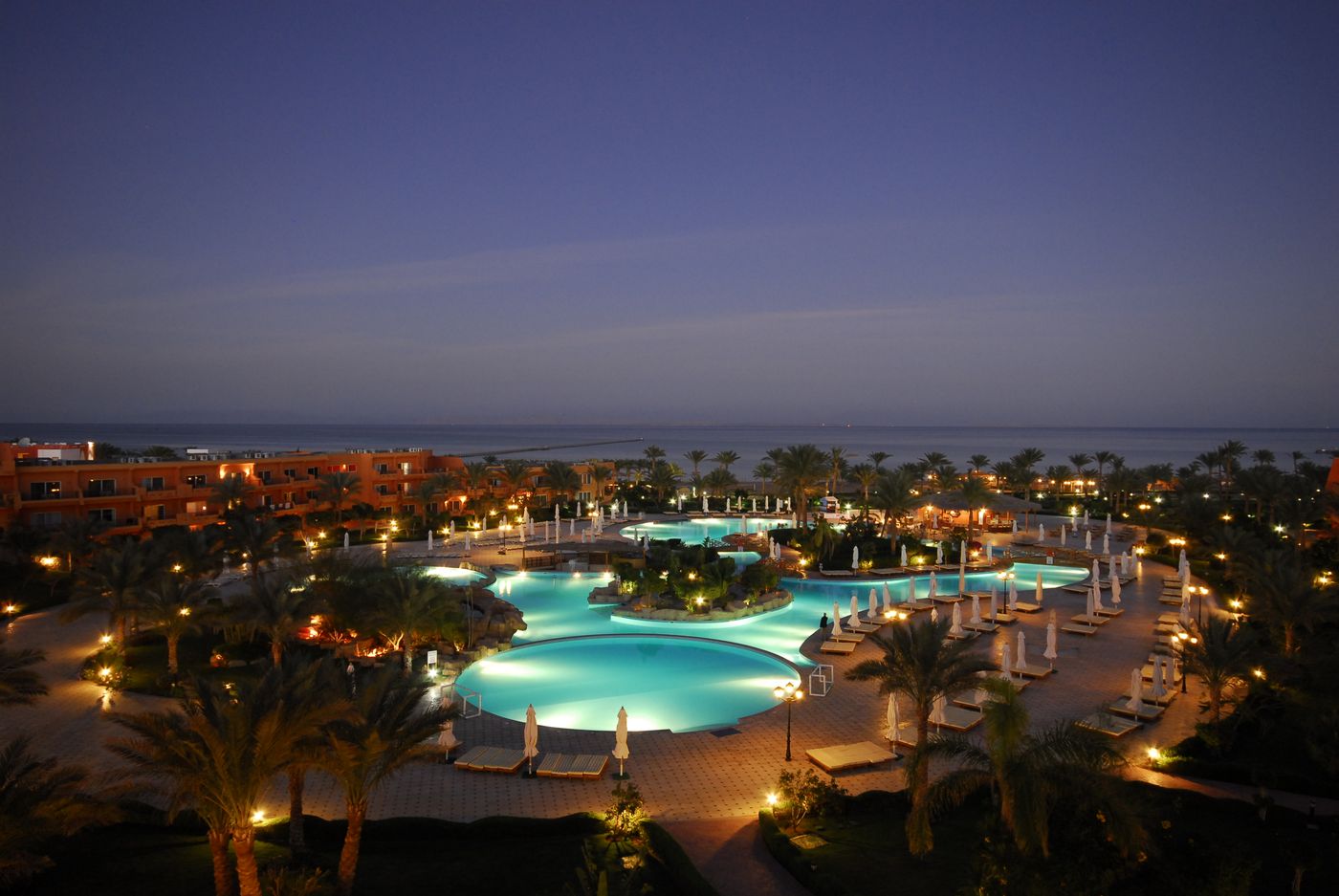 Amwaj-Oyoun-Resort---Spa-Pool-15