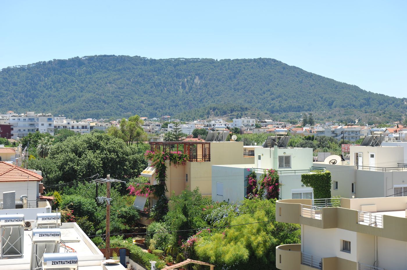 Heleni-Beach-Hotel-General-view-17