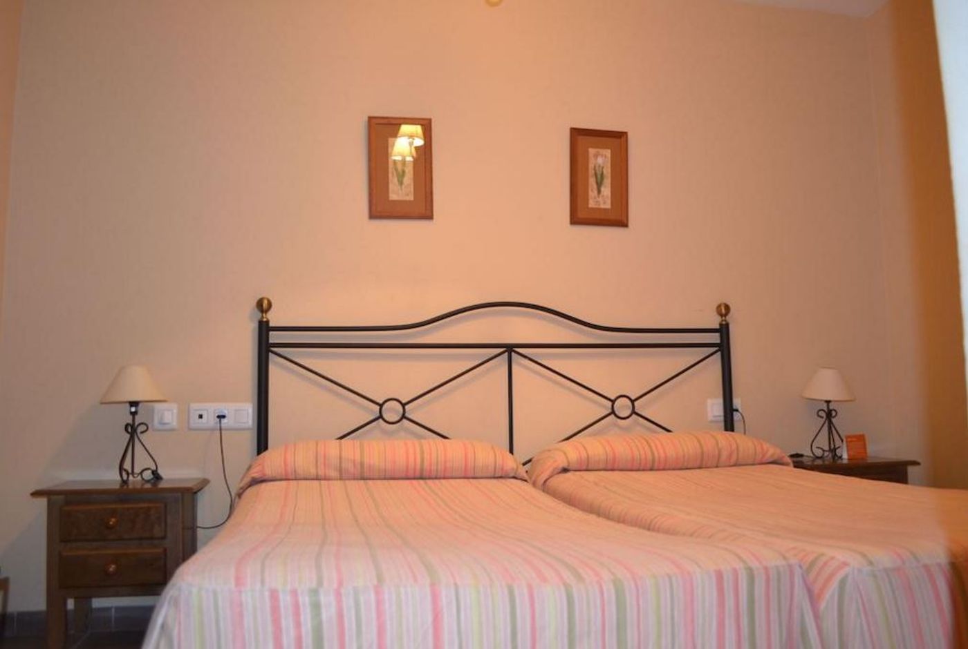 Casa Palacio De Los Leones