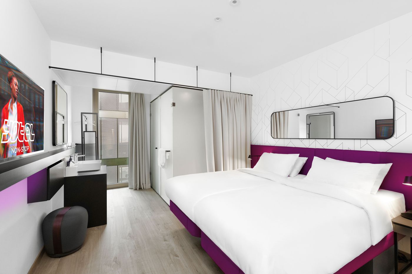 Yotel-Geneva-Lake-Room-23