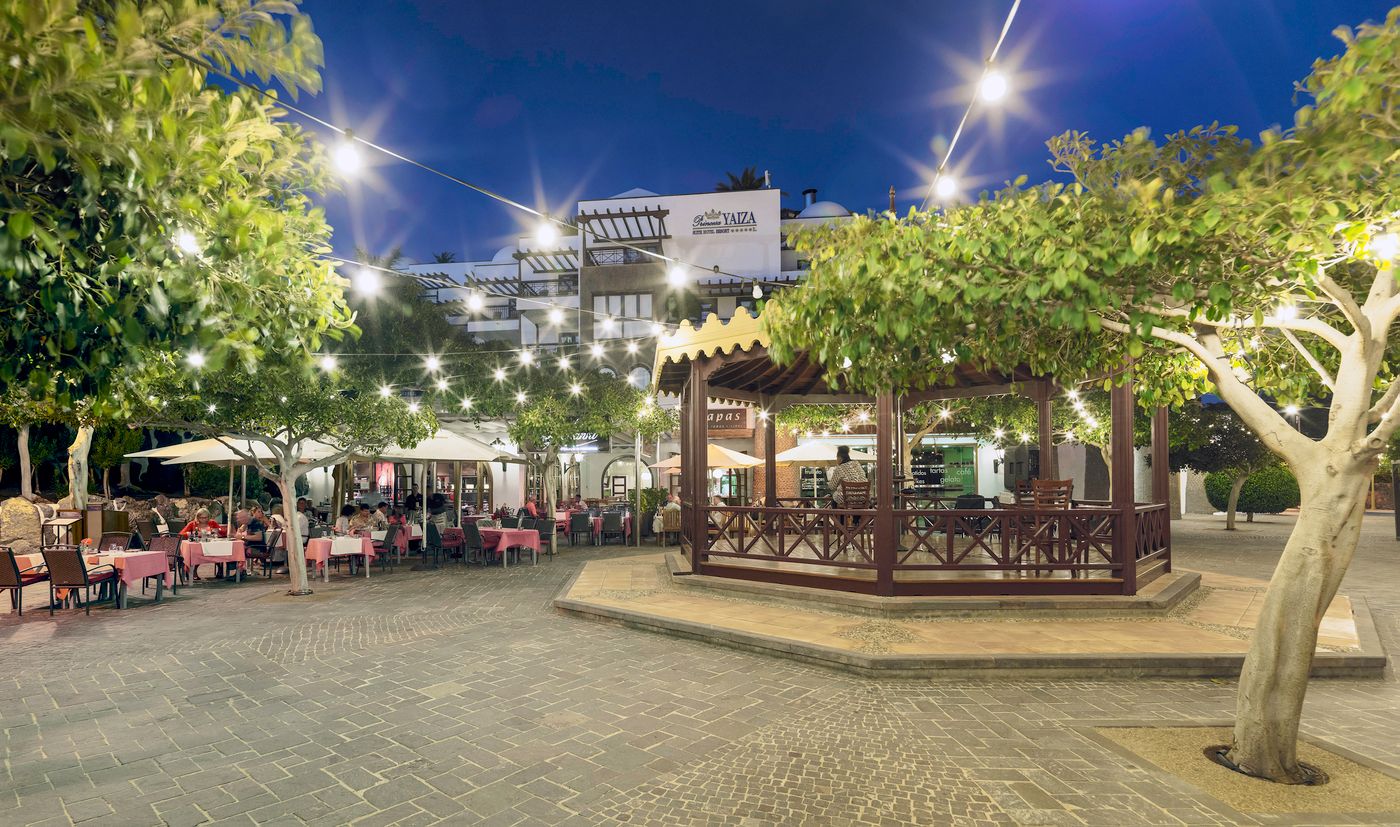 Princesa-Yaiza-Suite-Hotel-Resort-Terrace-11