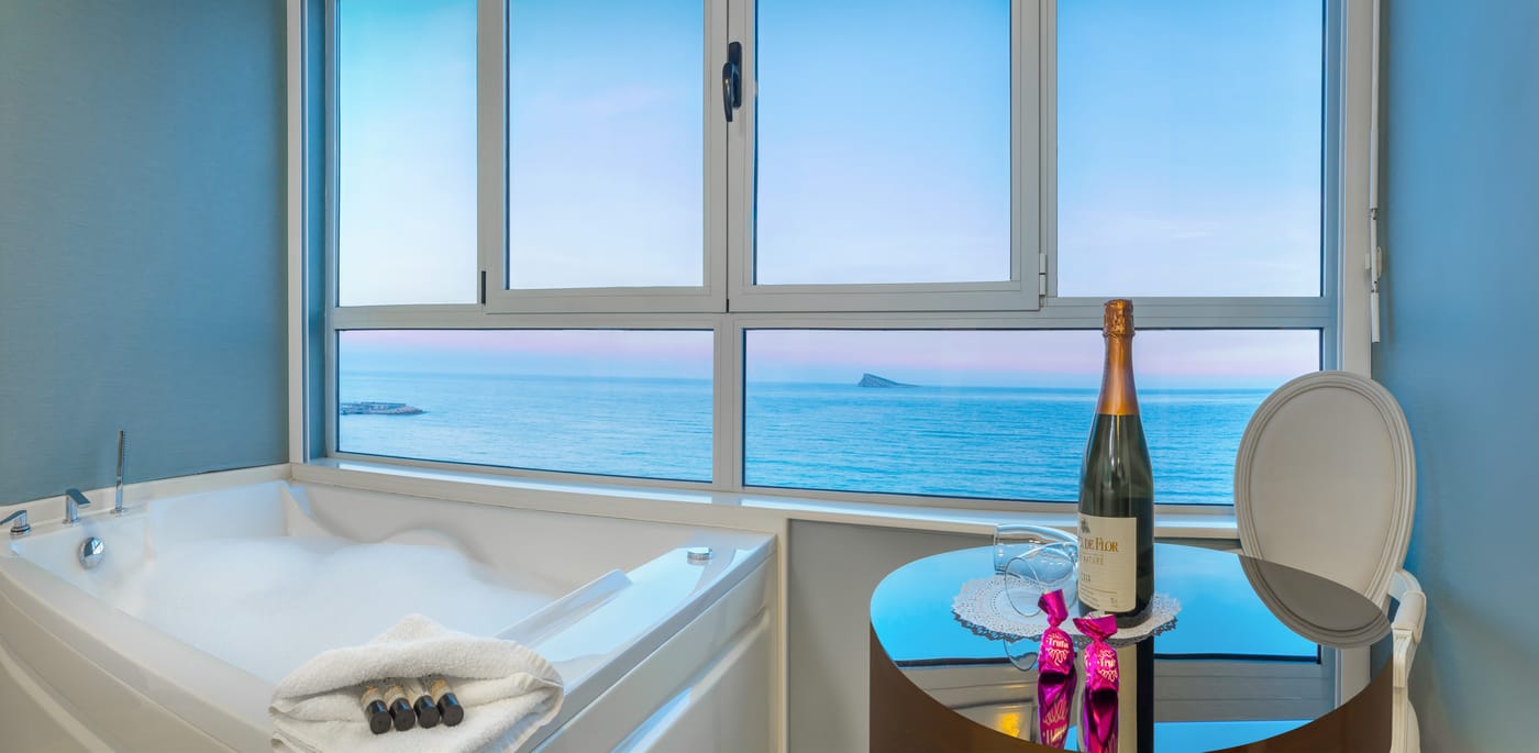 Villa-del-Mar-Hotel-Family-Gourmet-Room-23