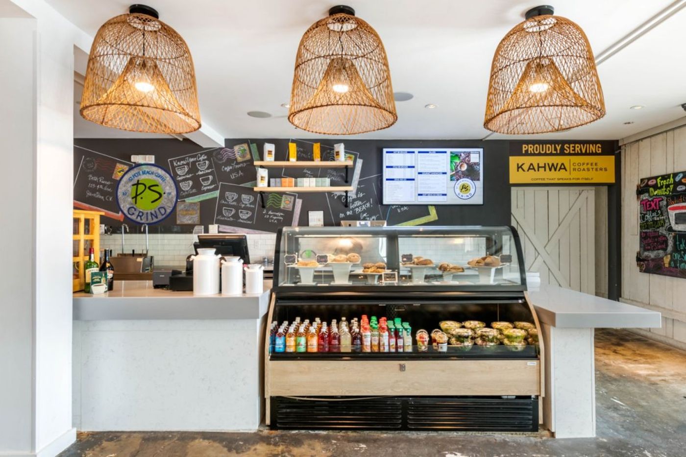 Postcard Inn On The Beach