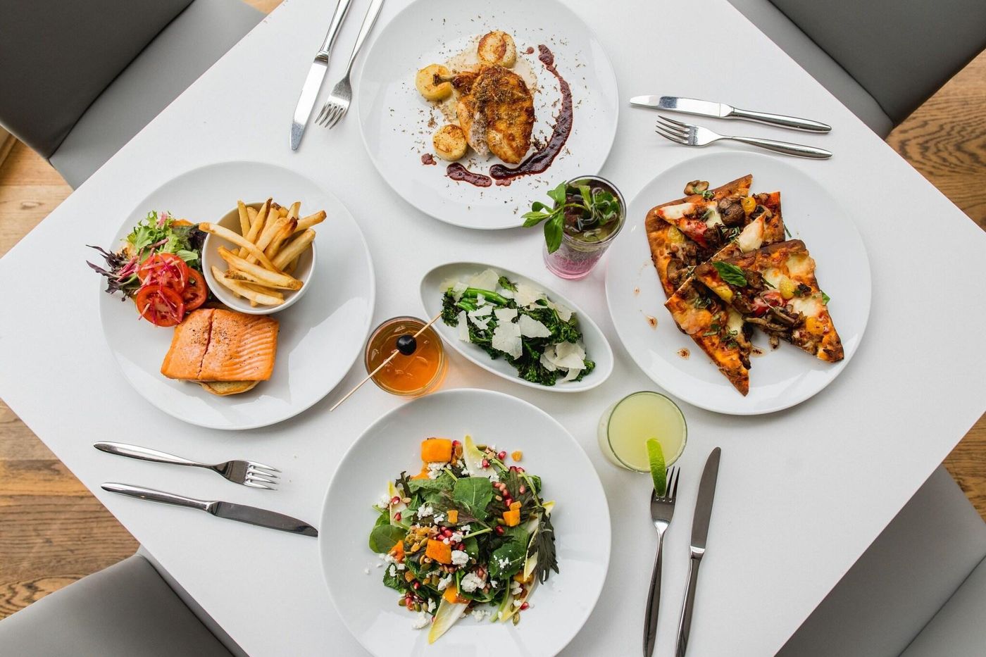 Sheraton-Vancouver-Wall-Centre-Restaurant-39