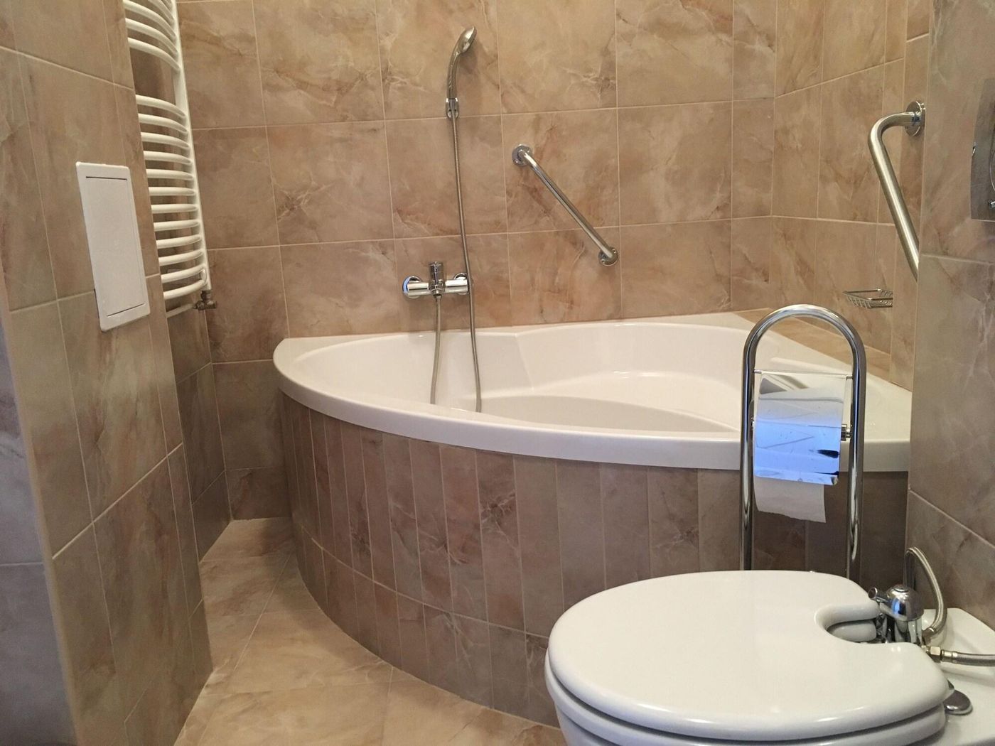 Baroque-Hostel-Budapest-Room-59