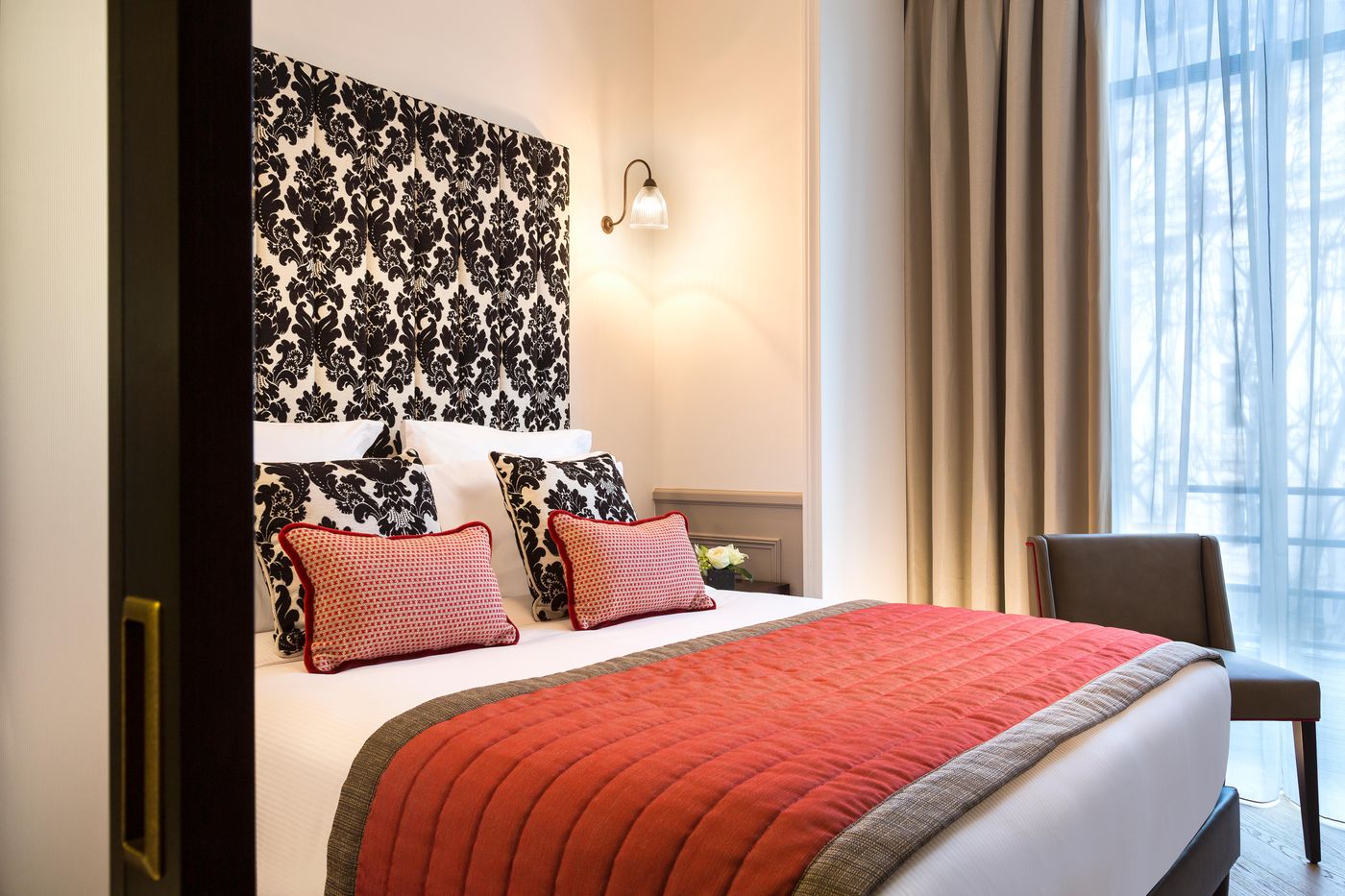 La Clef Tour Eiffel Paris by The Crest Collection-France-PARIS-Room-7