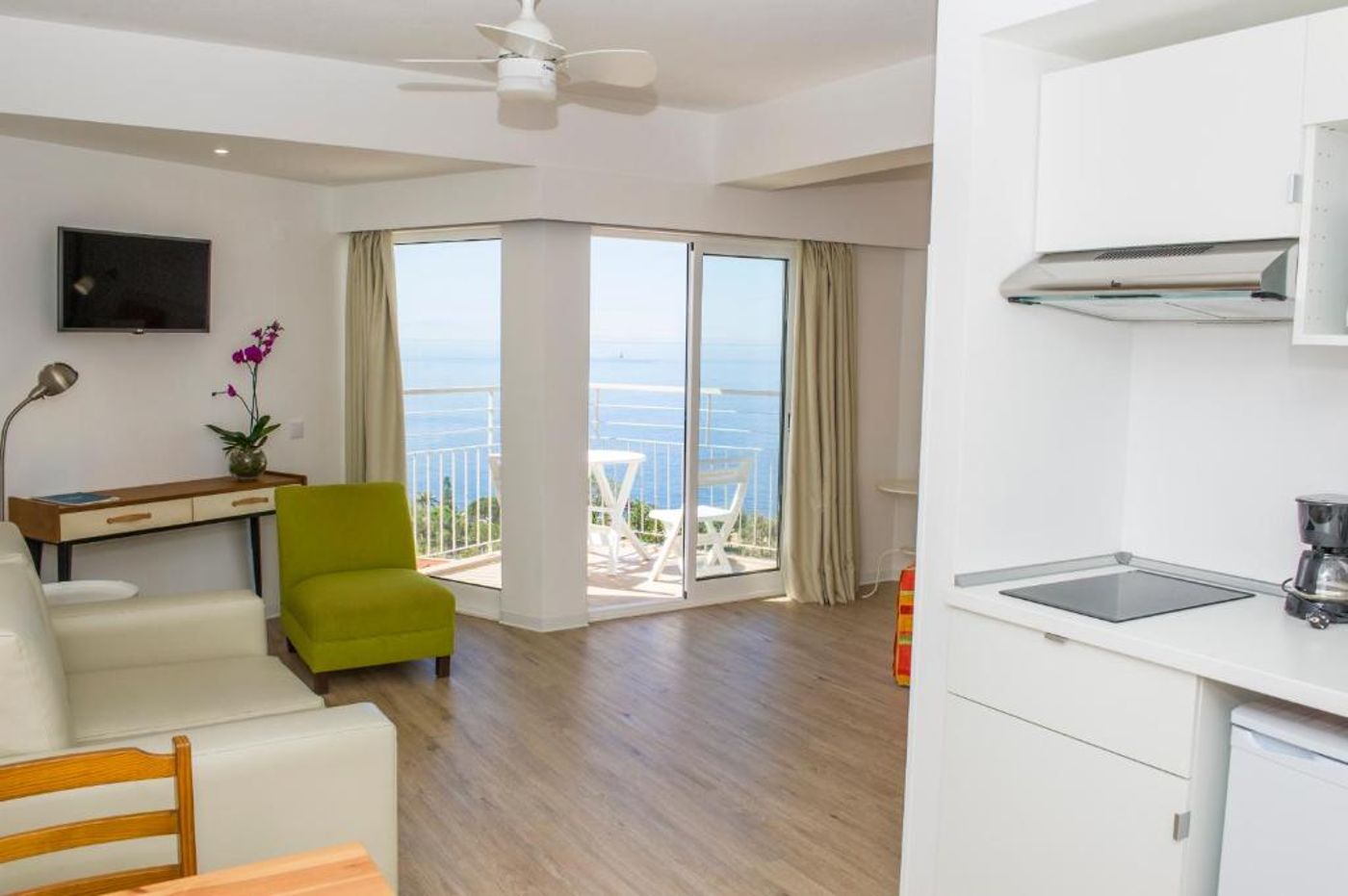 Dorisol-Florasol-Room-38