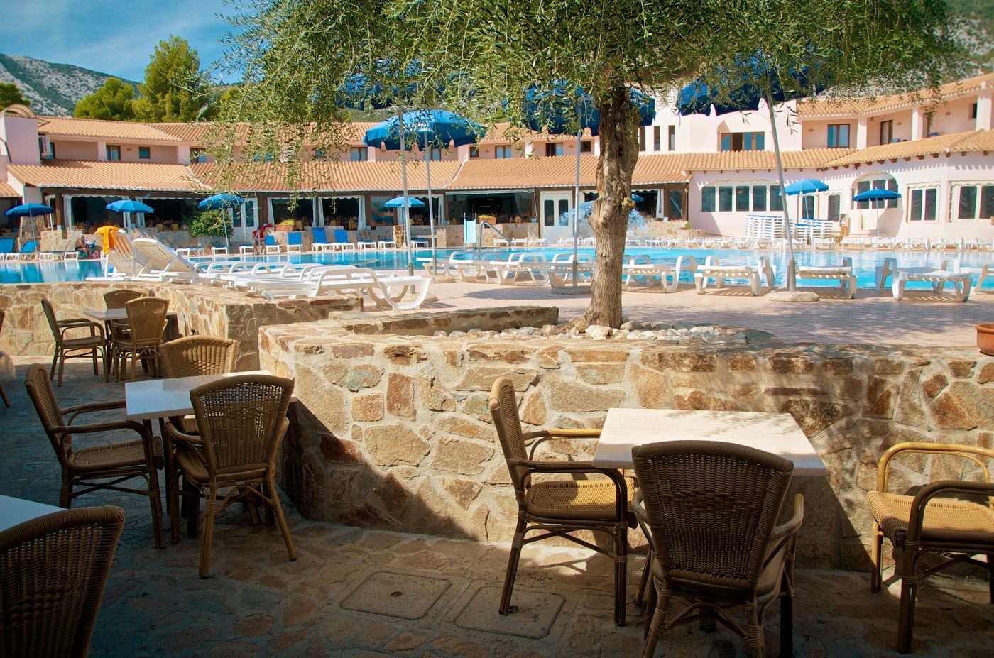 Club-Esse-Cala-Gonone-Beach-Village-Pool-1