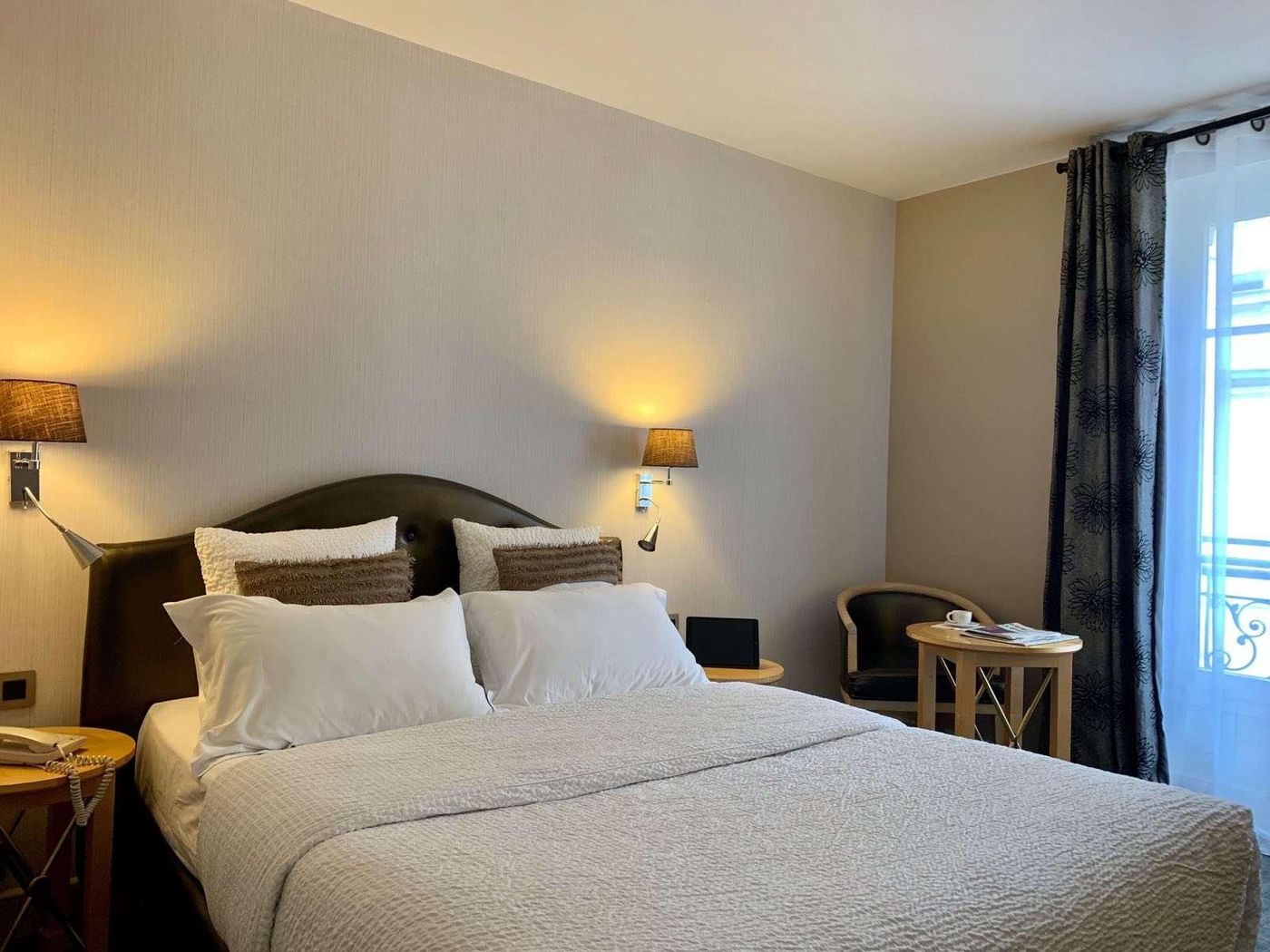 Central-Saint-Germain-Room-24