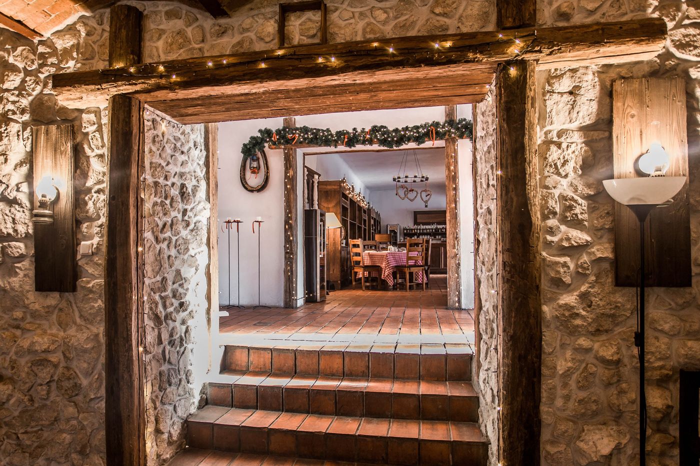 Dwor-w-Tomaszowicach-Restaurant-12