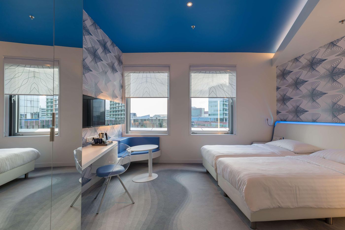 Park-Inn-By-Radisson-Amsterdam-City-West-Room-40