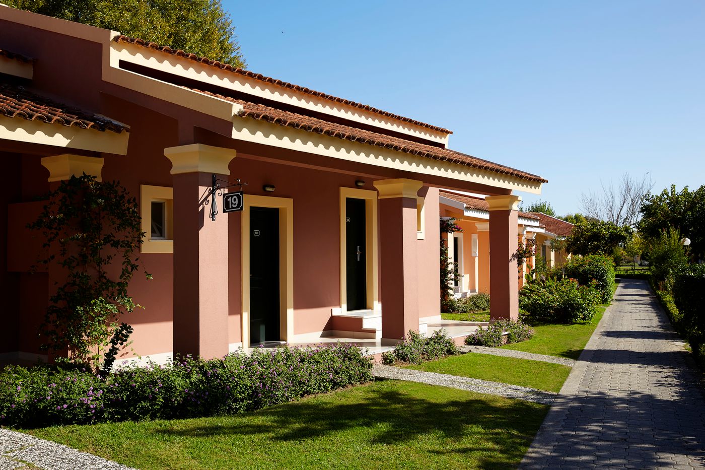 Mayor-Capo-Di-Corfu-General-view-17