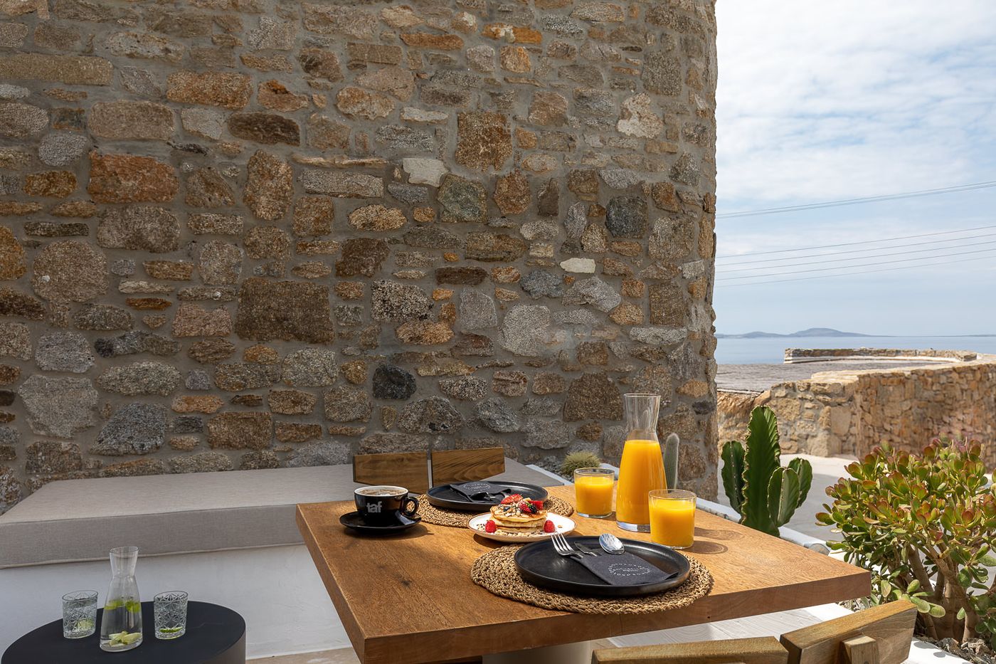 Rocabella-Mykonos-Art-Room-88