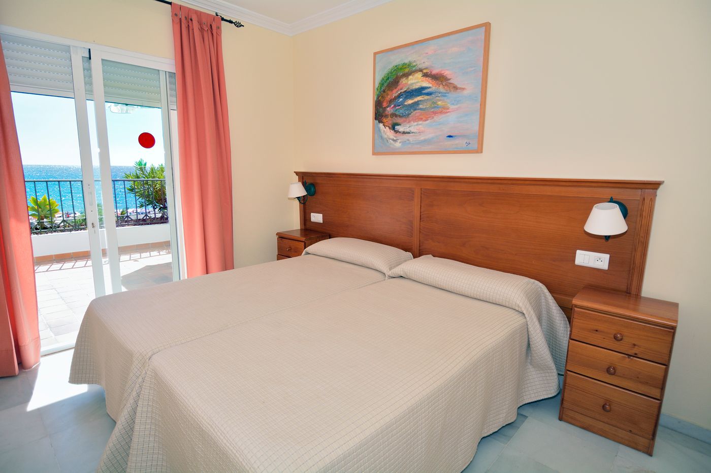 Apartamentos-HC-Burriana-Playa-Room-6