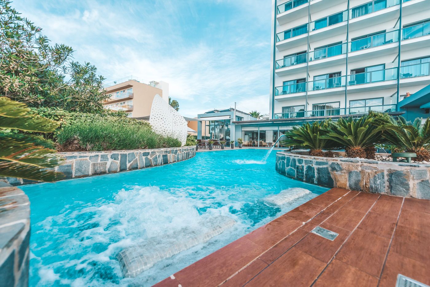 Marins Suites - Adults Only