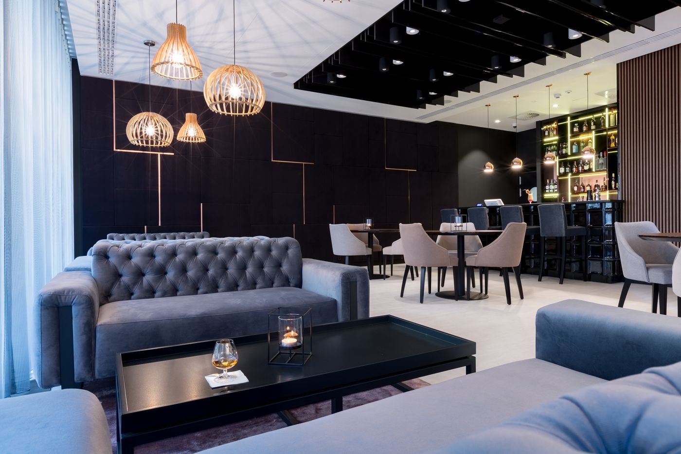 Grand-Ascot-Hotel-Bar-12