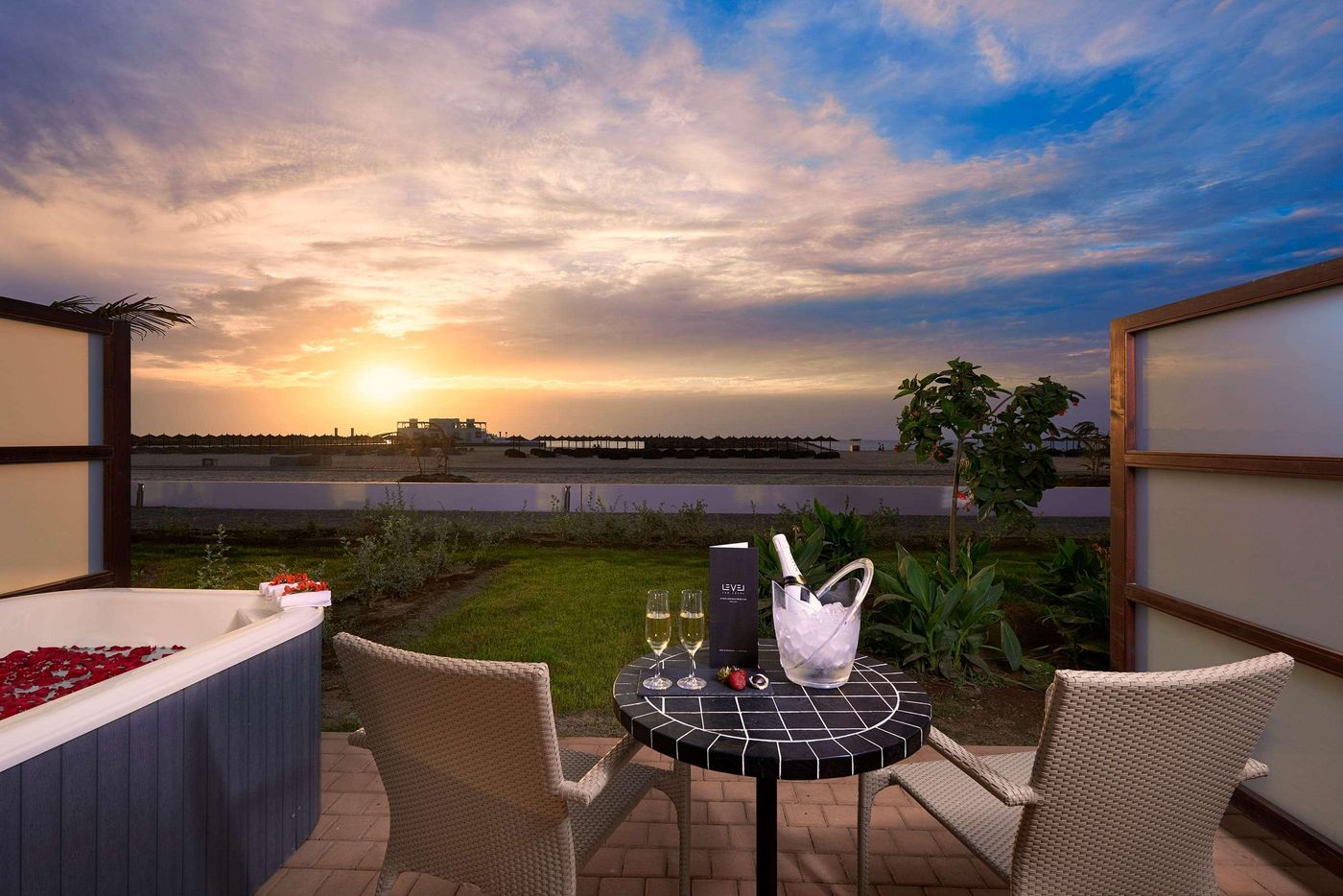 Melia-Llana-Beach-Resort---Spa-Room-75