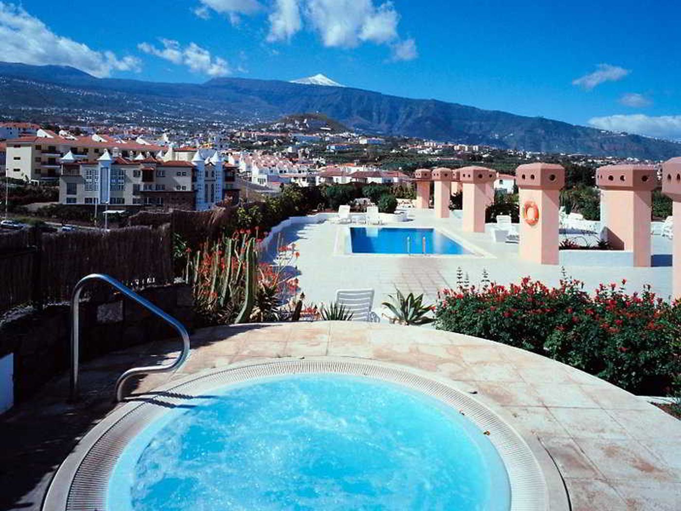 Hotel-Puerto-Palace-Pool-10