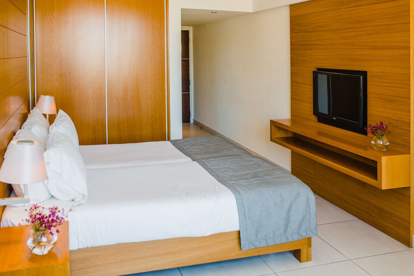 Napa-Plaza-Hotel-Room-37