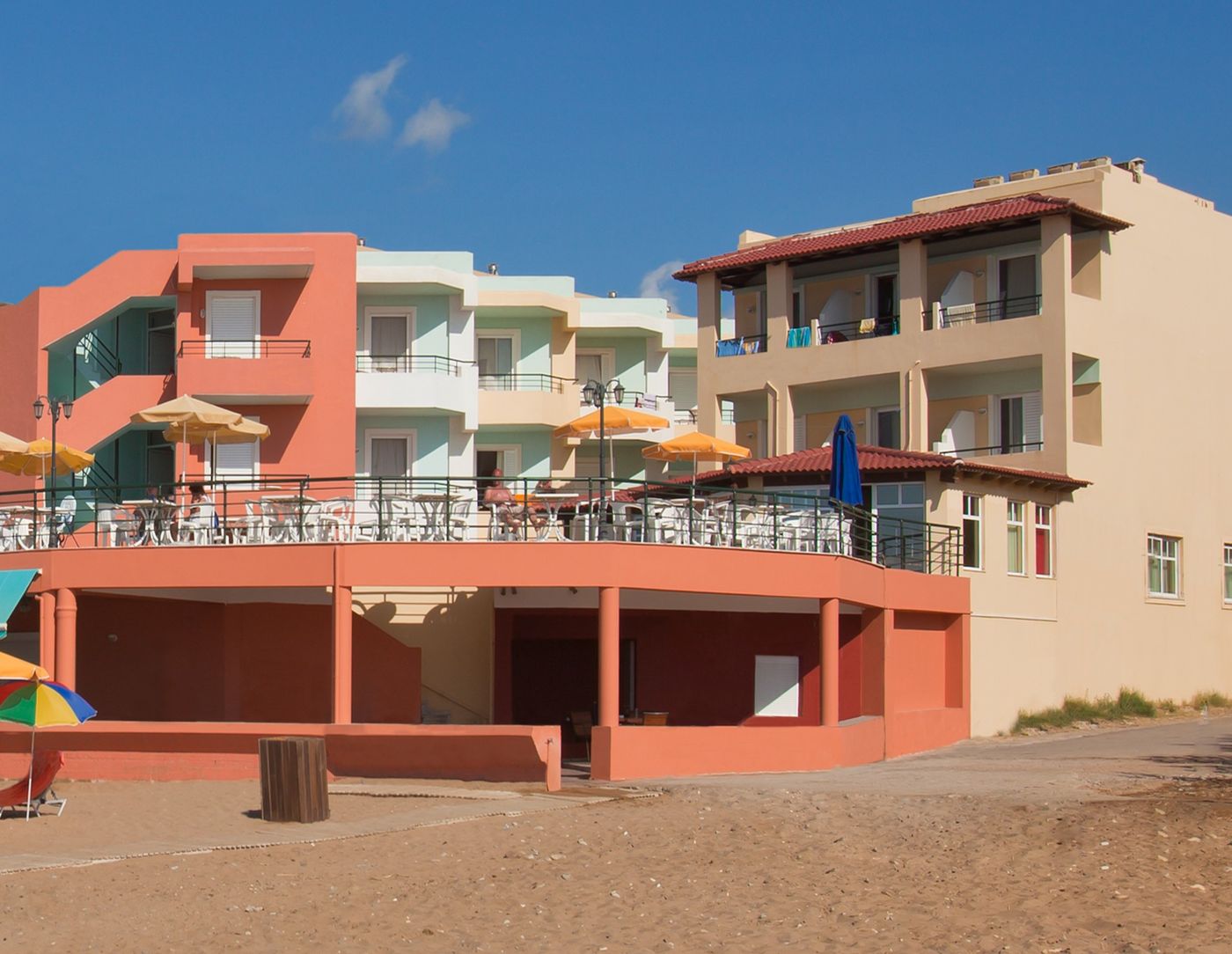 Dedalos Beach Hotel