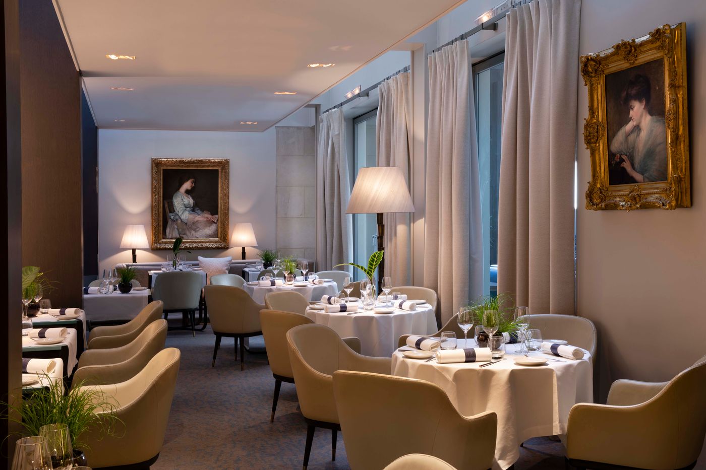Hotel-de-Sers-Champs-Elysees-Restaurant-18