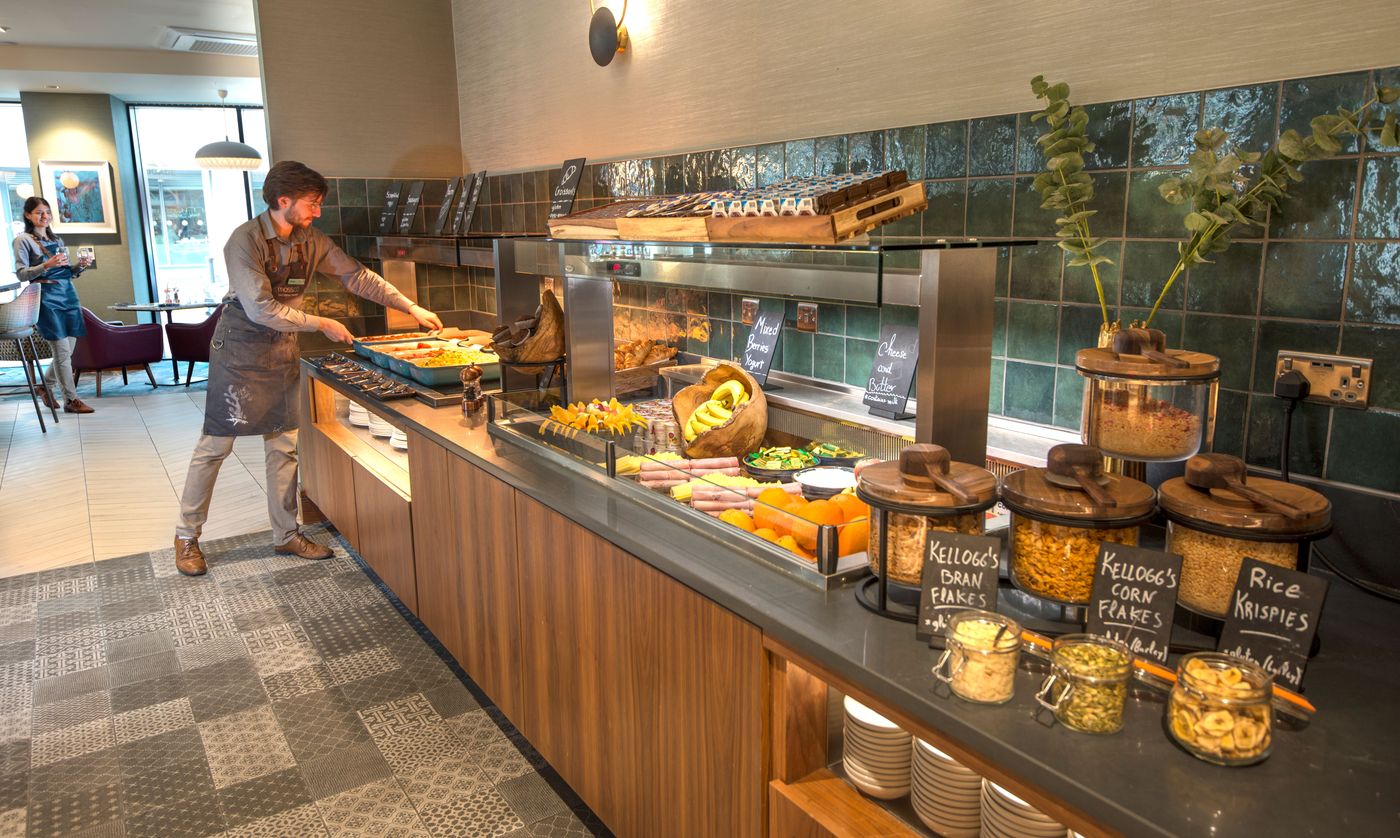 Travelodge-Plus-Dublin-City-Centre-Restaurant-12